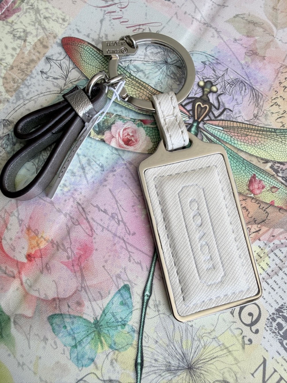 🩶 RARE Coach Park Hangtag Key Fob/Key Holder Silver/Ivory